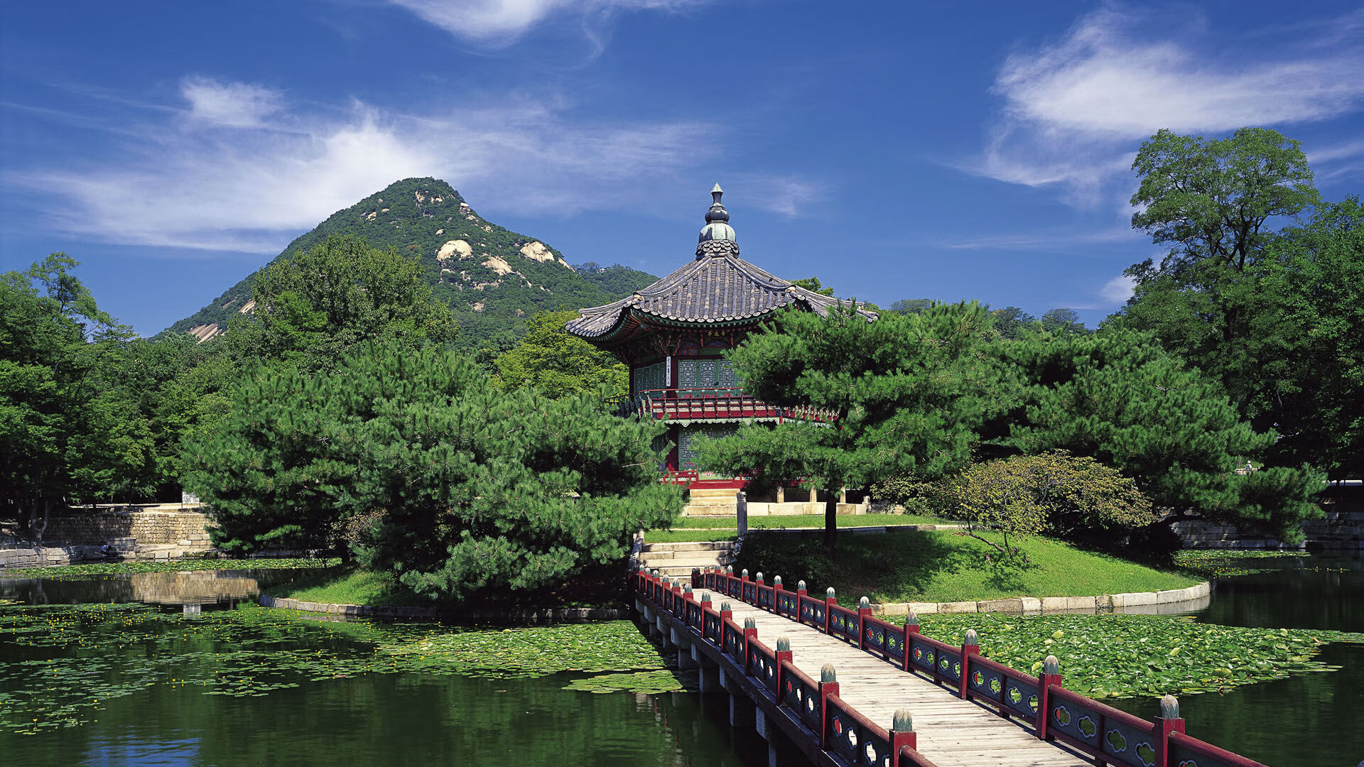 kaiyun官方网站-强队对决！欧洲预选赛中的焦点对抗引人关注，欧洲预选赛比分预测