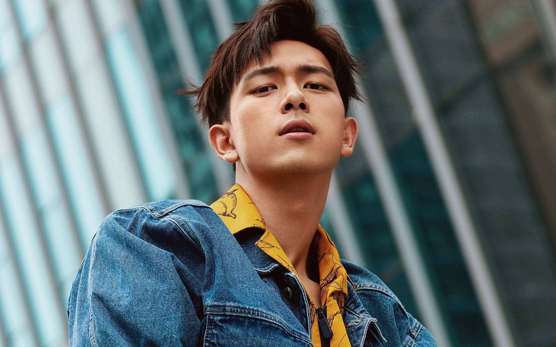 西甲球队热区密度图调整防守站位和协防策略,西甲球队城市分布