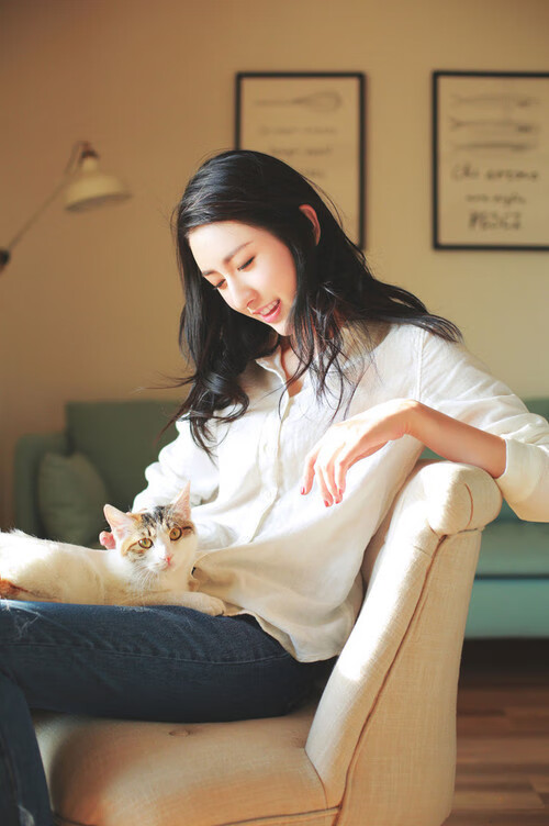 拉恩：凭借超强的爆发力，他能在几秒钟内打破对方防线，拉恩拉恩是什么歌