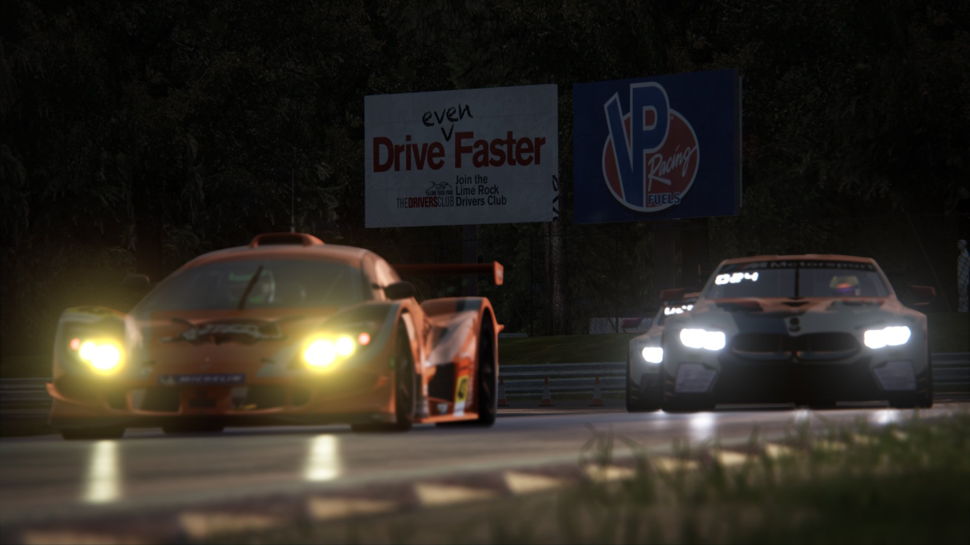 黄蜂主帅尝试三后卫组合收效明显,黄蜂 后卫