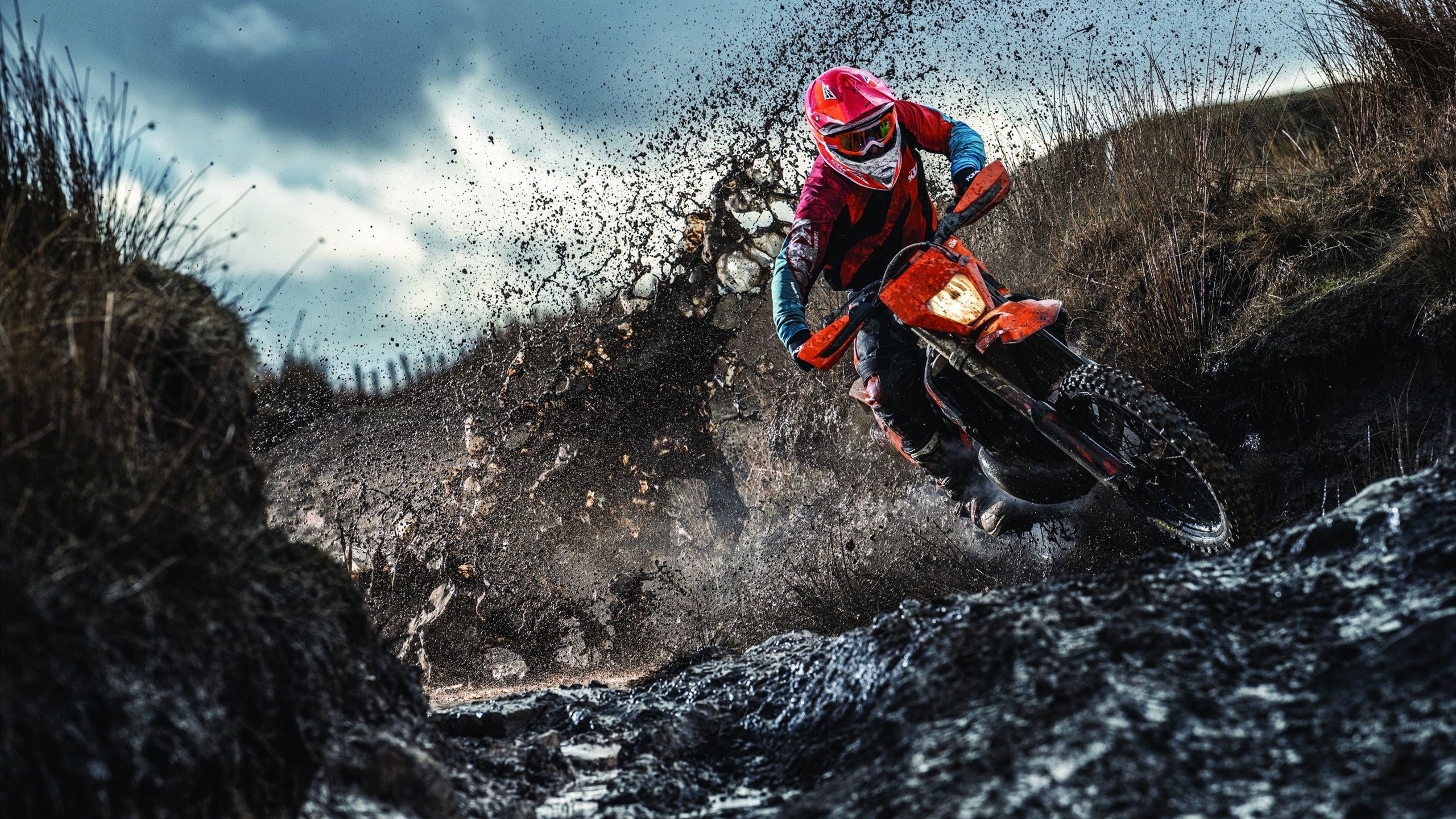 花样滑冰演出尝试沉浸式剧场模式，花样滑冰场景